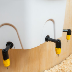 AviAqua 8l napáječka s plovákem s 3 niply