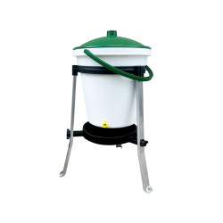 Kbelíková napáječka pro slepice, drůbež RIVER SYSTEMS RIVUS 141/03 - 17l, plastová s niply