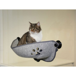 Závěsný pelíšek pro kočky s přísavkami na okno KERBL FILZINO 70x26x26 cm