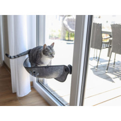 Závěsný pelíšek pro kočky s přísavkami na okno KERBL FILZINO 70x26x26 cm