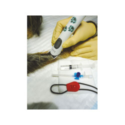 Akumulátorový stříhací strojek na psy AESCULAP ISIS GT421