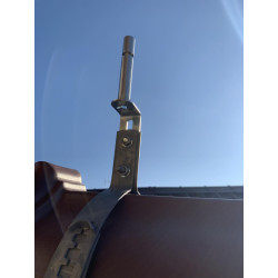 Plašič ptáků Sokol 2D – otočný dravec na hřebenáč střechy