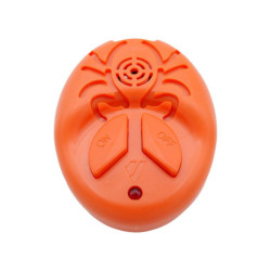 Ultrazvukový odpuzovač klíšťat VIANO OKL-1 - napájení na baterie 1xCR2032 v balení