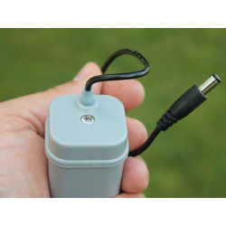 Vodotěsný, ultrazvukový plašič na kuny, myši a potkany DRAGON ULTRASONIC CH100 - napájení na baterie 4xAA