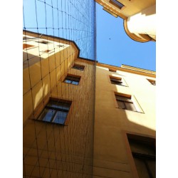 Japonská ochranná síť proti holubům 6 x 2,7 m + úchyty (44 ks)